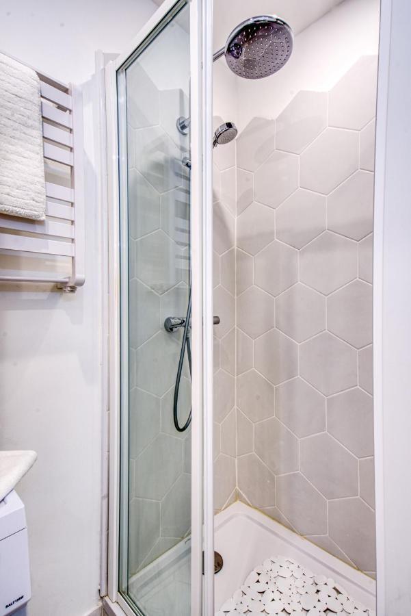 St Jobis - Charmant Appartement, Moderne Et Refait A Neuf, Vieux-Nice Luaran gambar